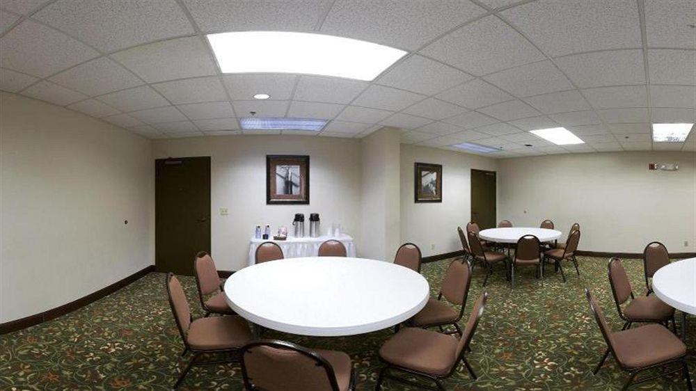 Holiday Inn Express Atlanta W Дугласвилл Экстерьер фото