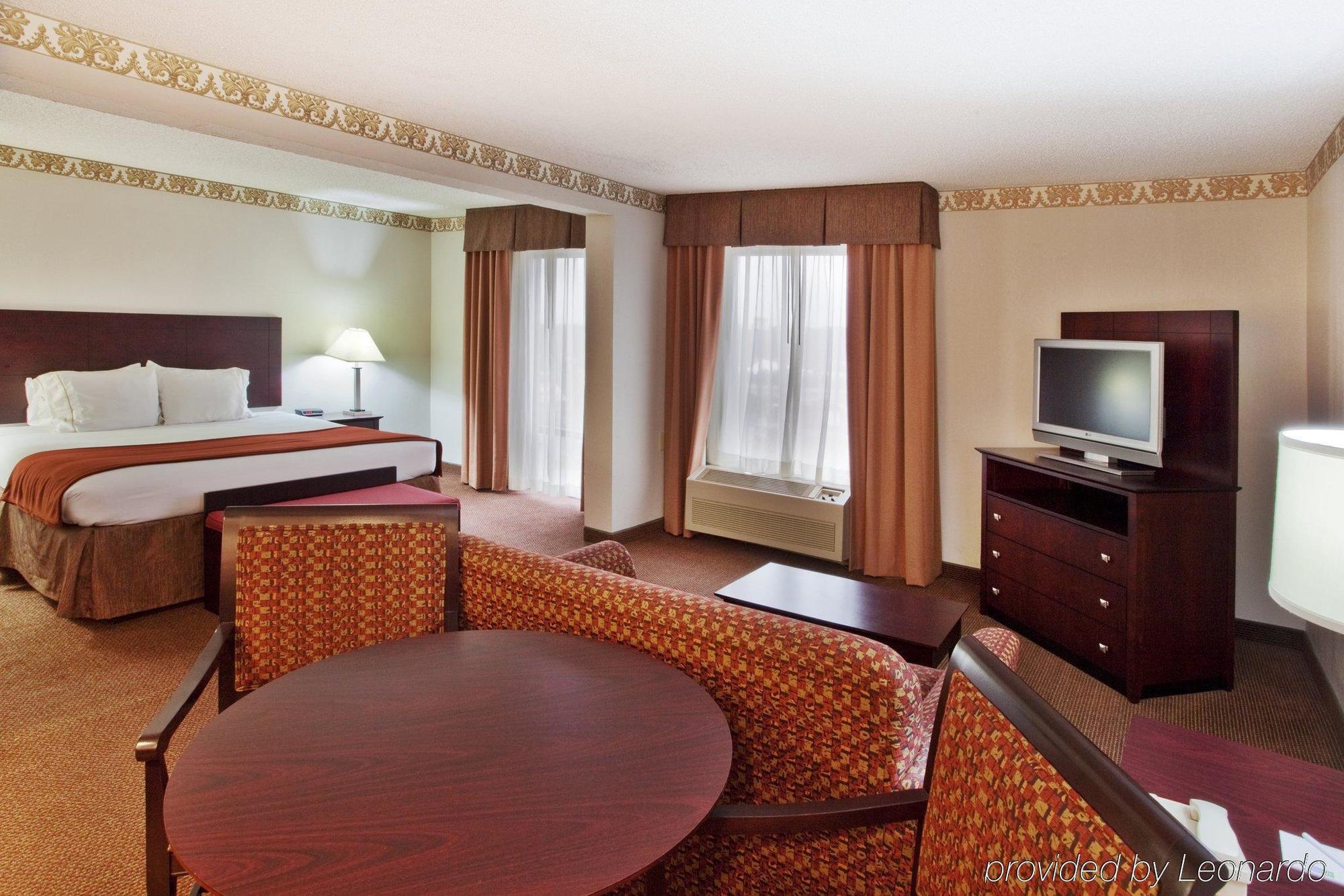 Holiday Inn Express Atlanta W Дугласвилл Номер фото