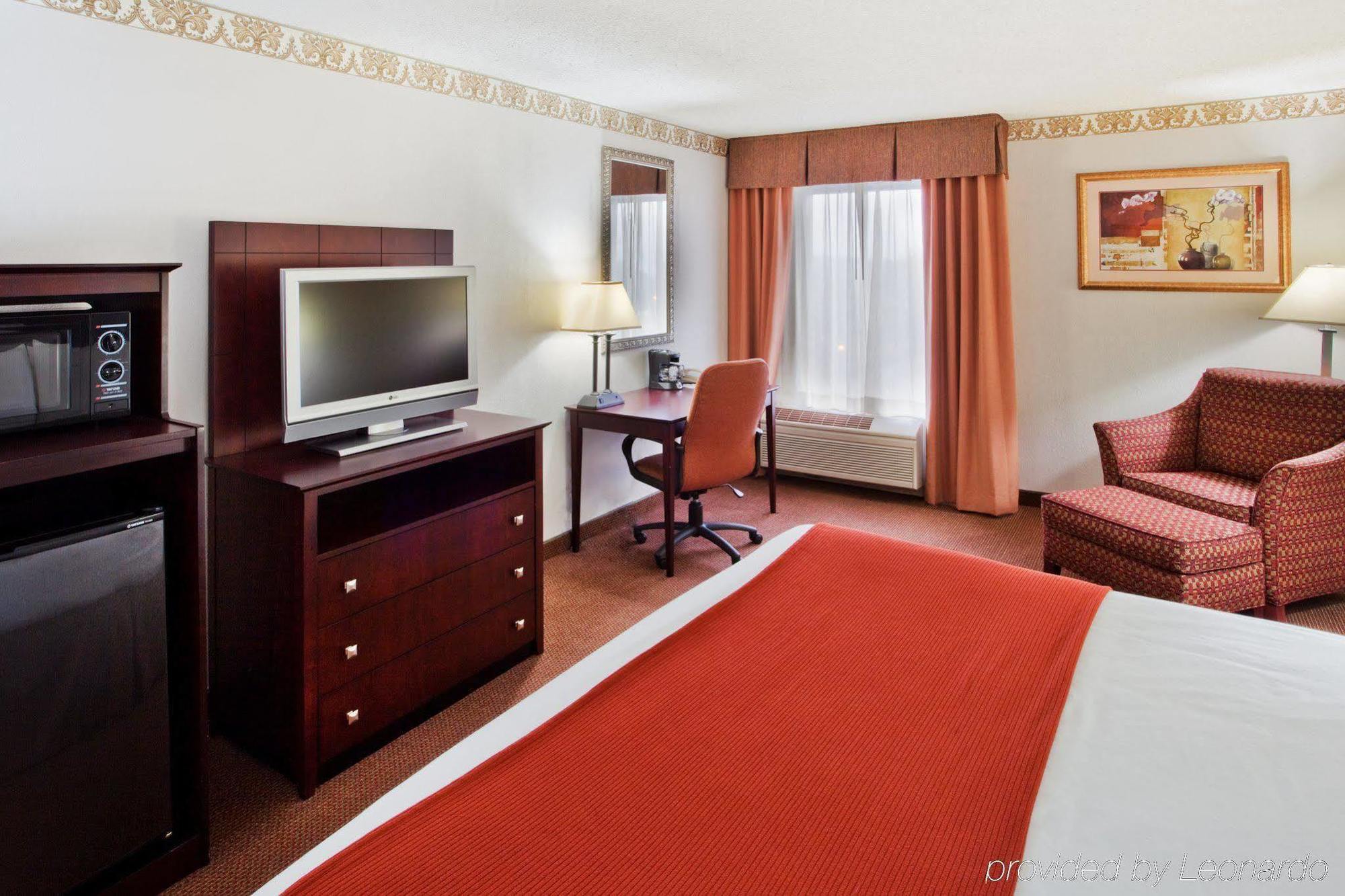 Holiday Inn Express Atlanta W Дугласвилл Экстерьер фото